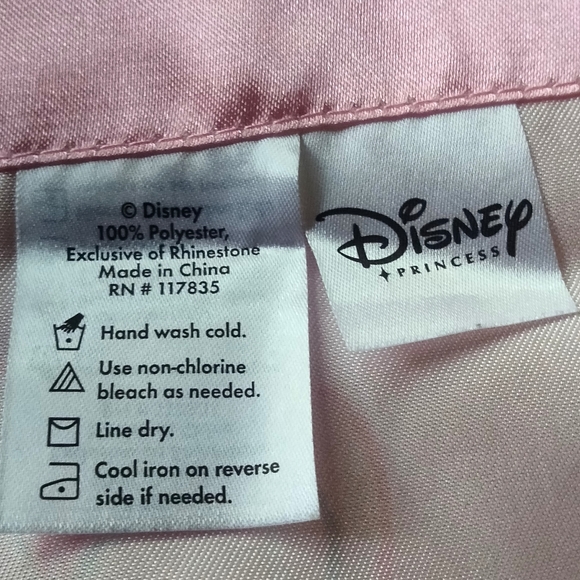 Disney Silk Curtain Top - Picture 3 of 4